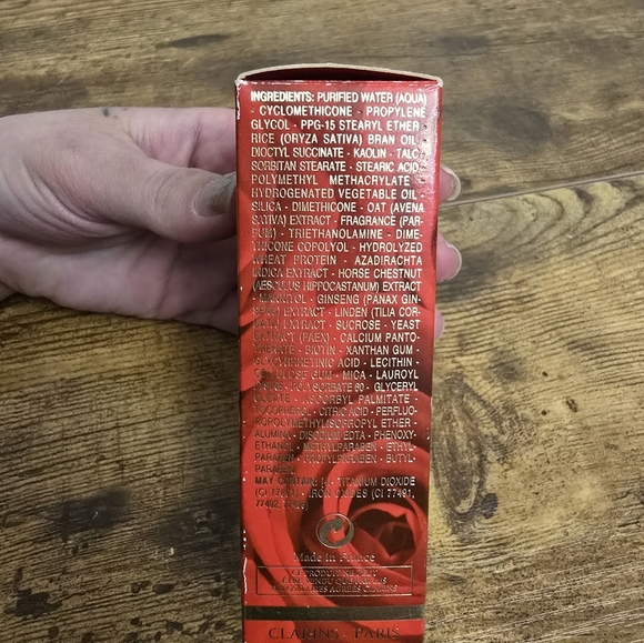 New Clarins Paris 13 teint Ultra-Satin Foundation 1.2 OZ Pale ivory - Picture 3 of 8